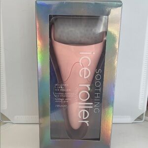 Revive Pink Soothing Ice Roller